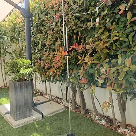 Apartment Fronte Mare Con Giardino *