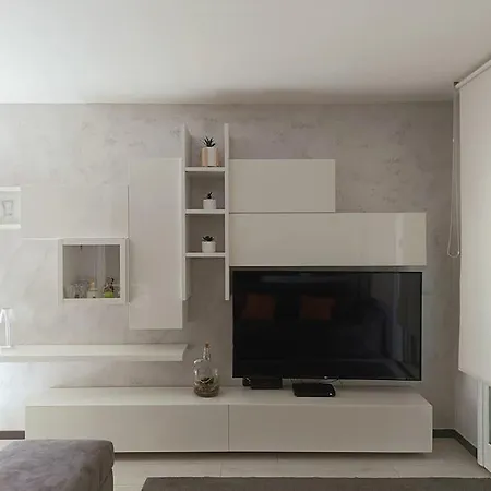 Apartment Fronte Mare Con Giardino *