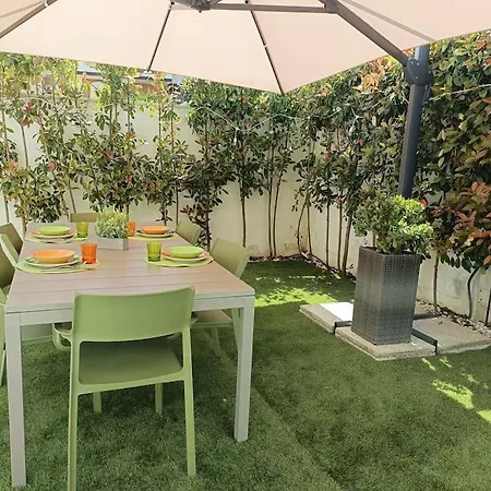 Lejlighed Fronte Mare Con Giardino *