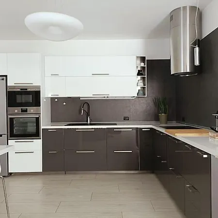 Apartment Fronte Mare Con Giardino Pescara